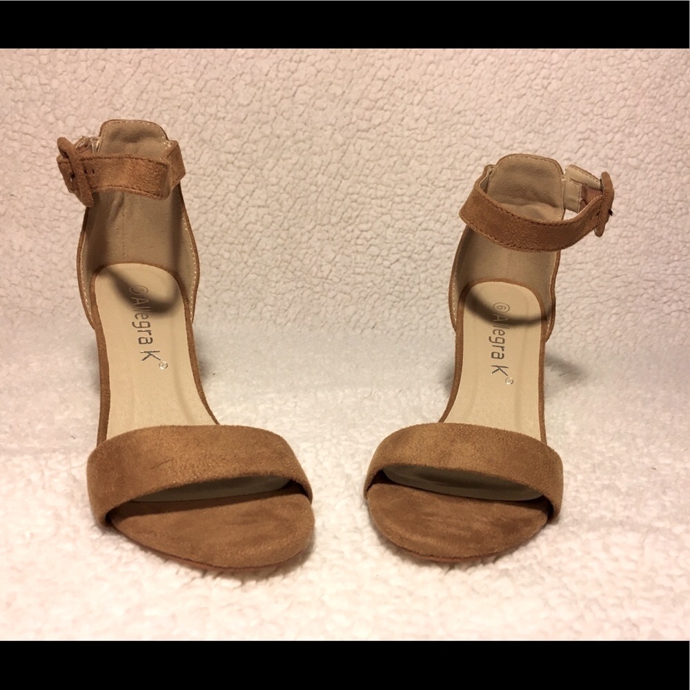 Tan Chunky High Heel with Buckle Ankle Strap - Picture 4 of 6